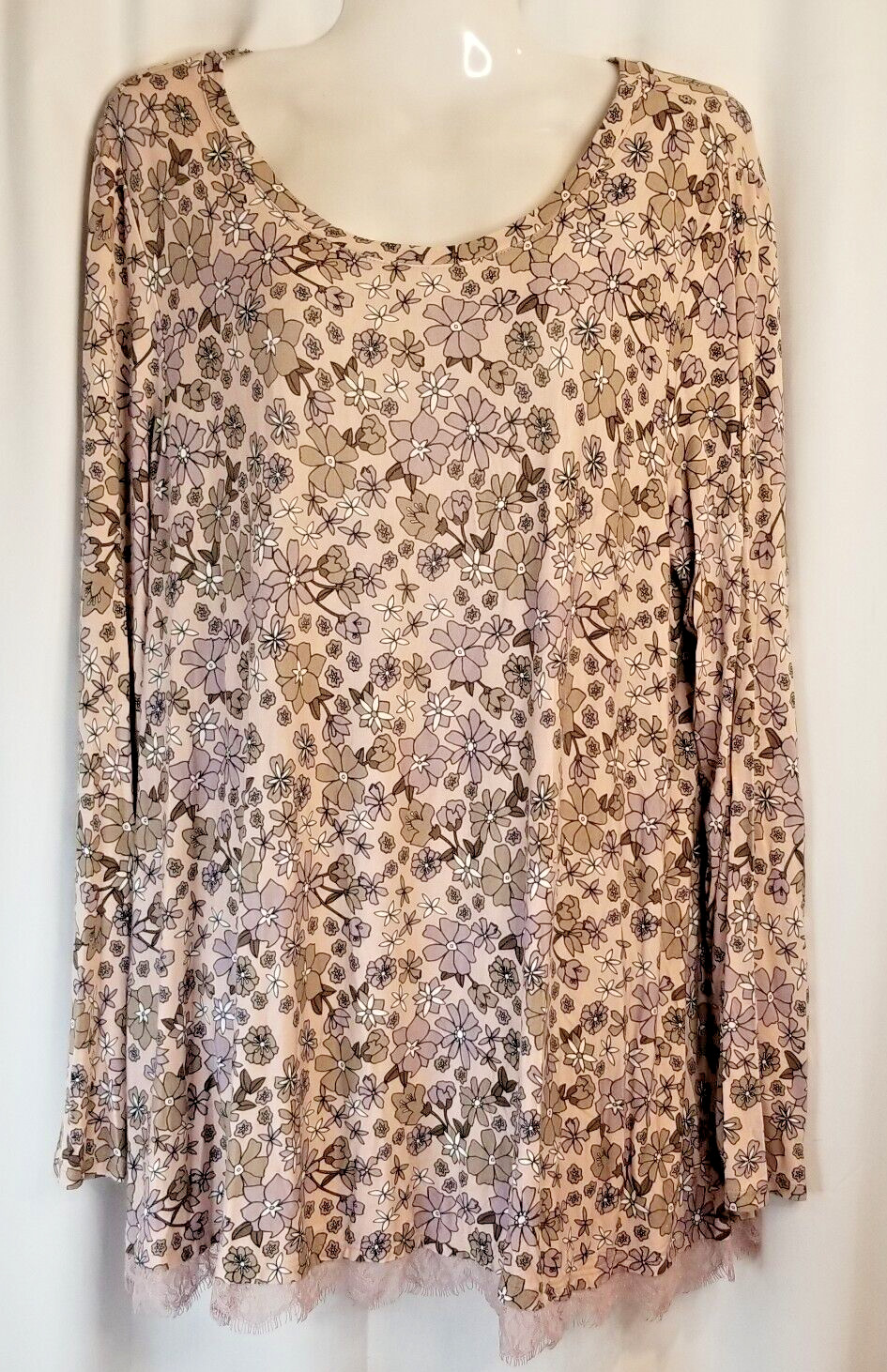 LOGO Lori Goldstein Women’s Tunic Top Floral Design Lace Hem Trim Size Large