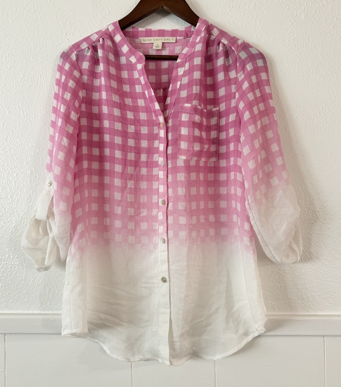Good Days Only Pink Gingham Ombre Button Front Blouse S /Roll Tab Top