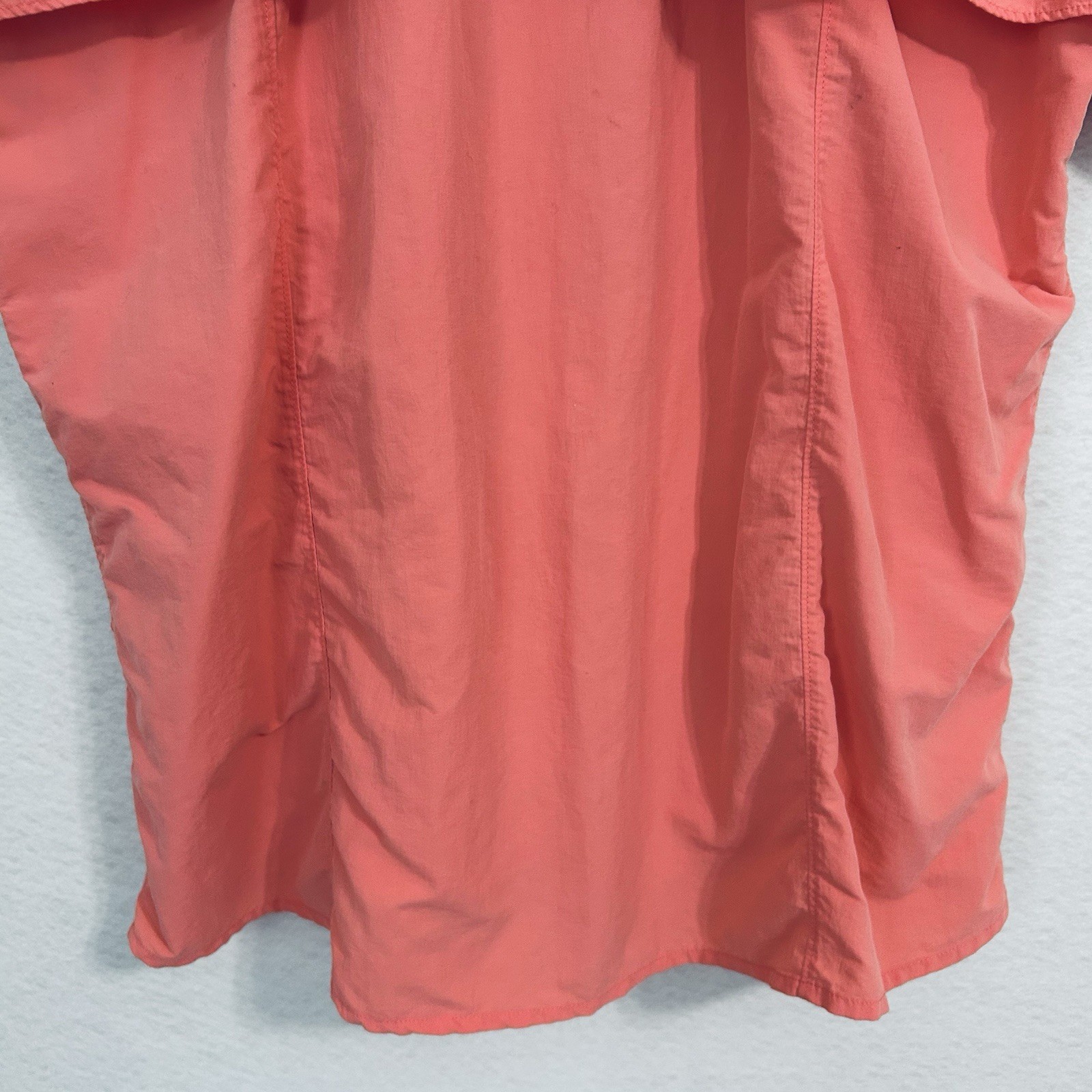 Magellan Fish Gear Shirt Women XL Coral Button Up Pocket Utility Sport Outdoor