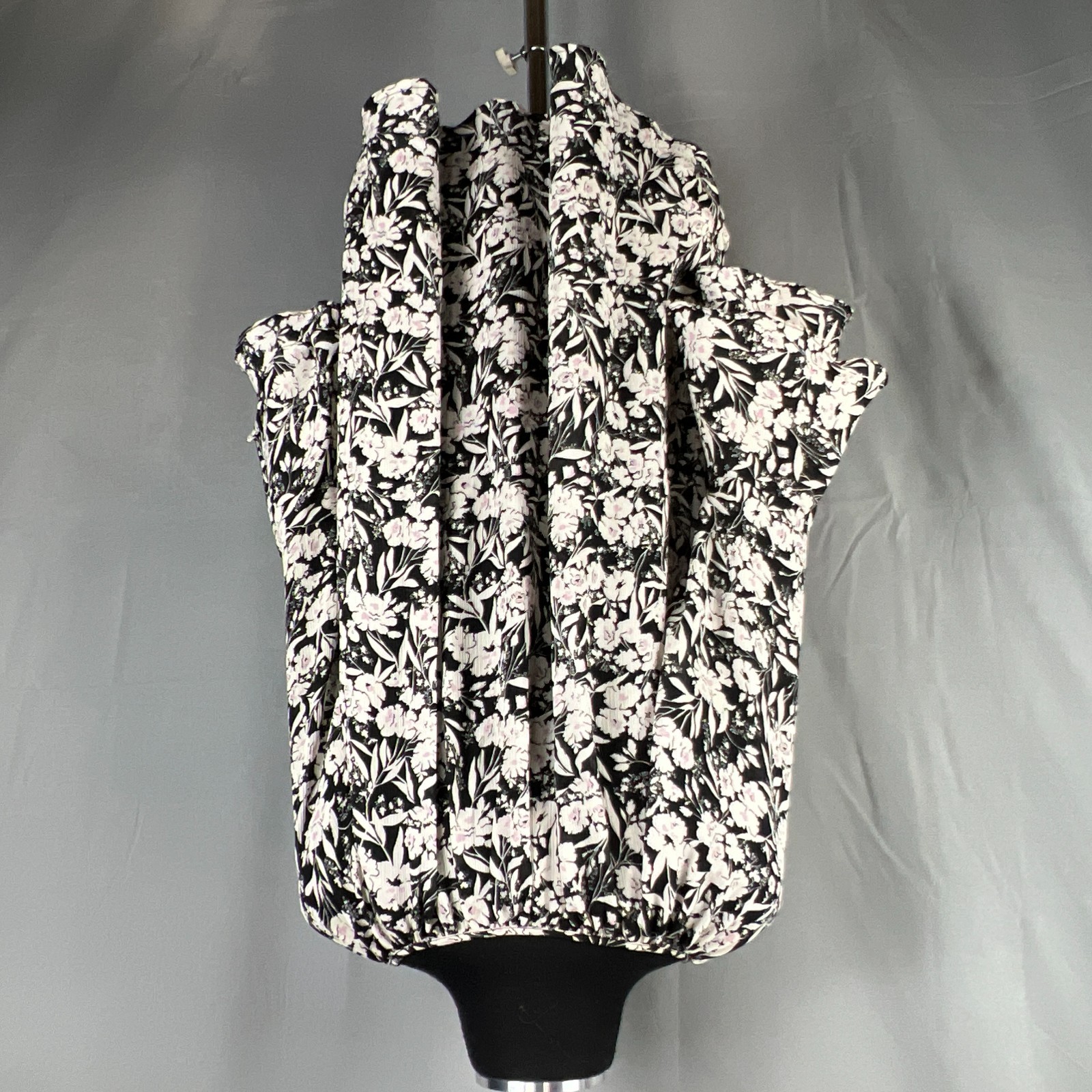 Chaps Peasant Blouse Top Womens XL Black White Floral Flowy Ruffle Bell Sleeves