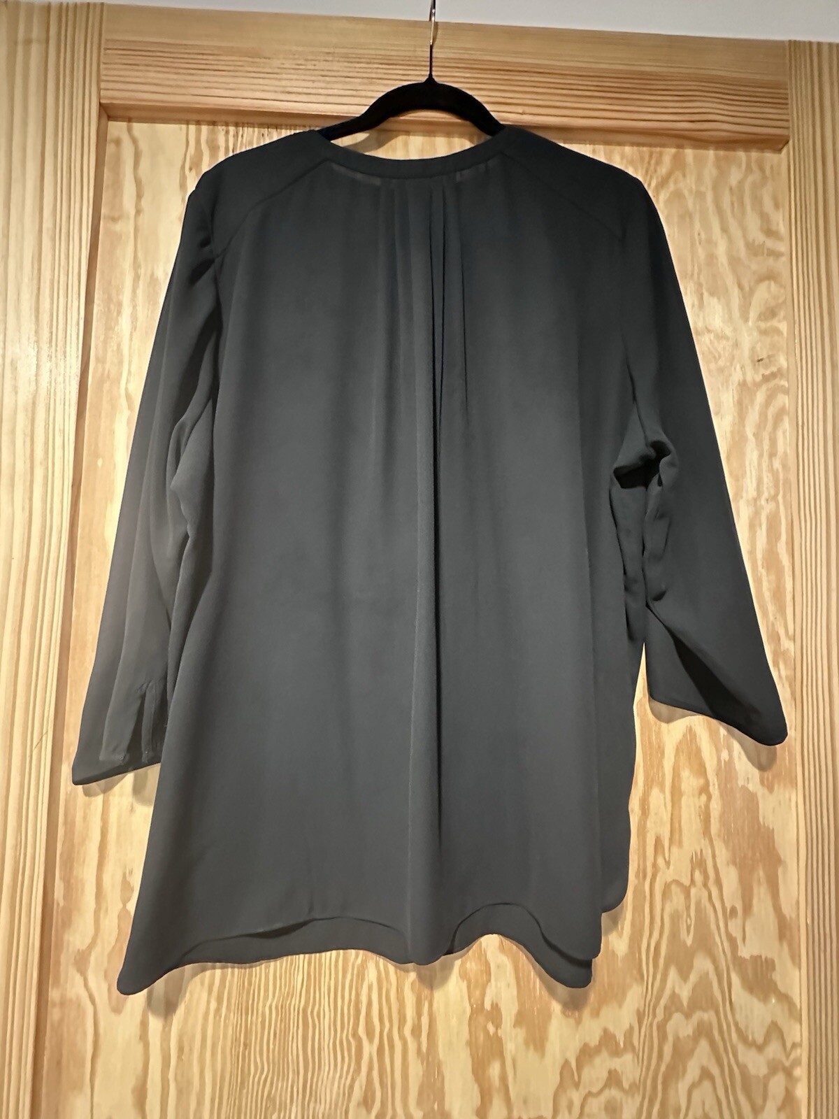 NYDJ Black Silky Chiffon Pintuck Blouse With 3/4 Sleeves Size 1X Plus Size
