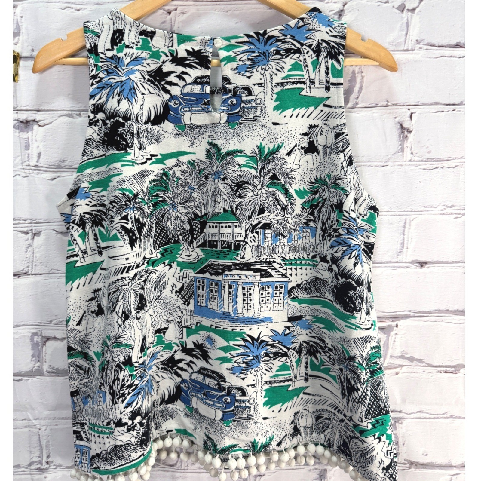 Ann Taylor Tank Top Womens M Tropical Print Coastal Pom Pom Hem Keywhole Back
