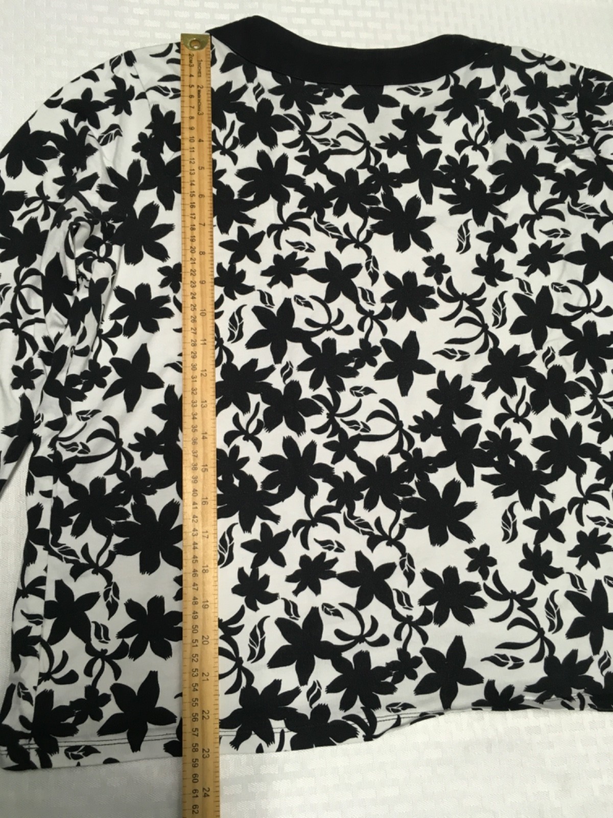 White Stags Top Women Size XL 16 to 18 Black White Floral Scoop Neck 3/4 Sleeves