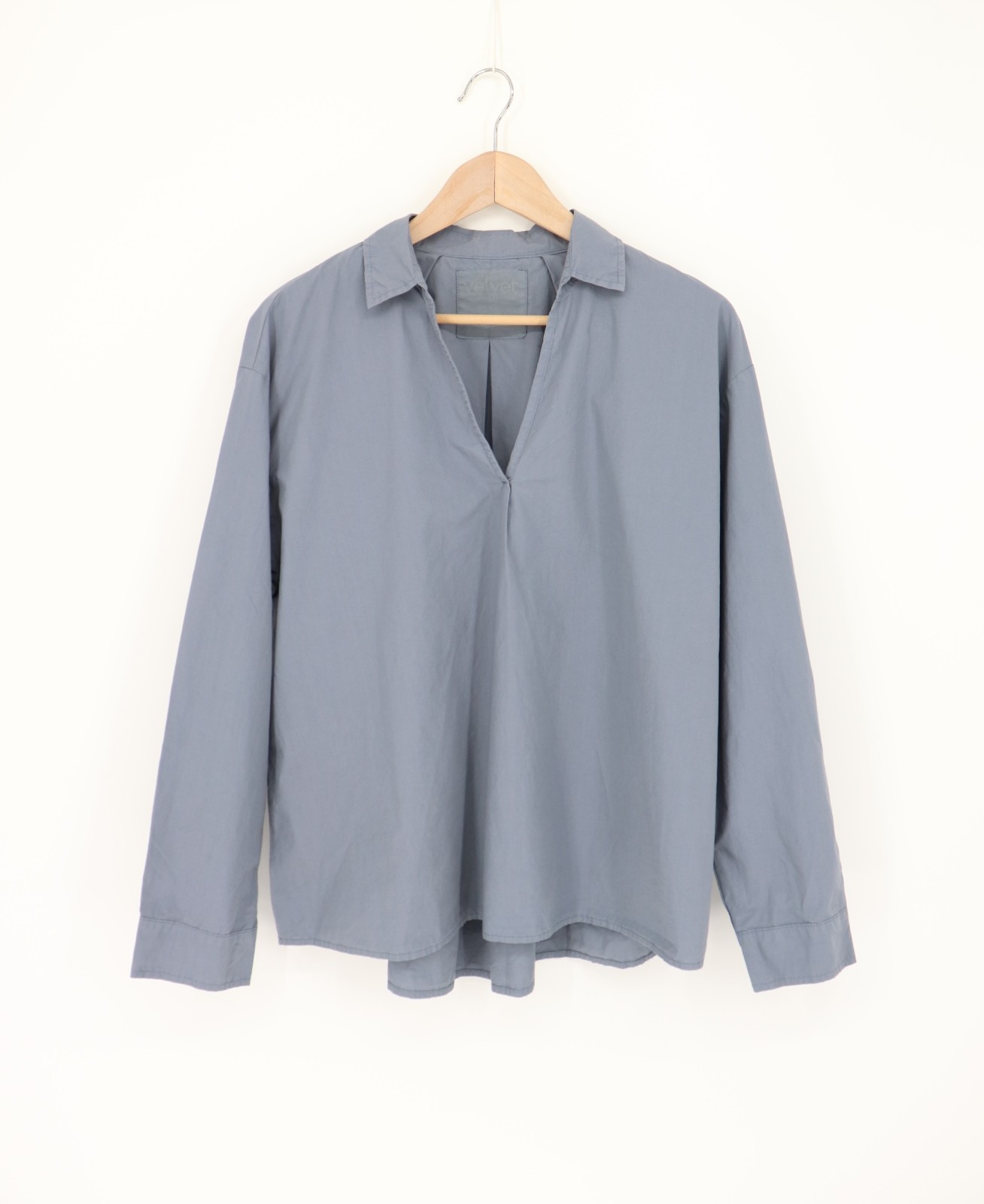 VELVET By Jenny Graham Long Sleeve V-Neck Collar Shirt Blue S $145 A3 202