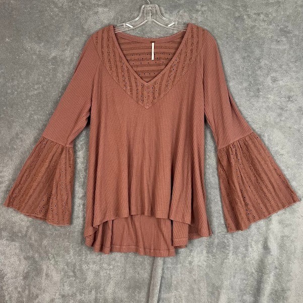Free People Parisian Nights Top Womens M Eyelet Bell Sleeve Boho Lagenlook