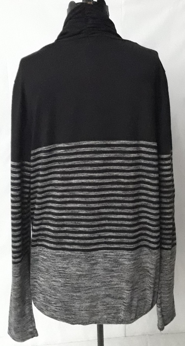 MAX Editio Shirt Women Medium Gray Stripe Long Sleeve 3/4 Open Top Elastic Waist