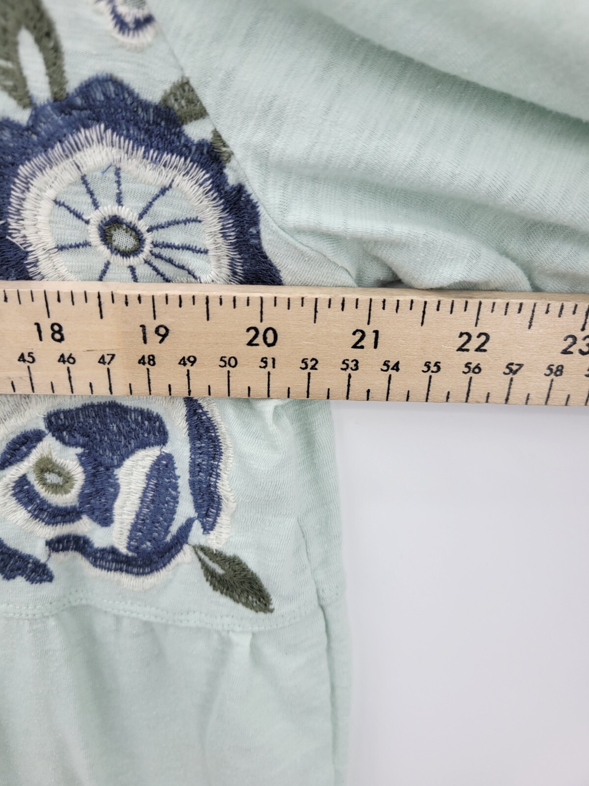 Natural Reflections Top Womens XL Minte Green Embroidered Floral Boho Pullover