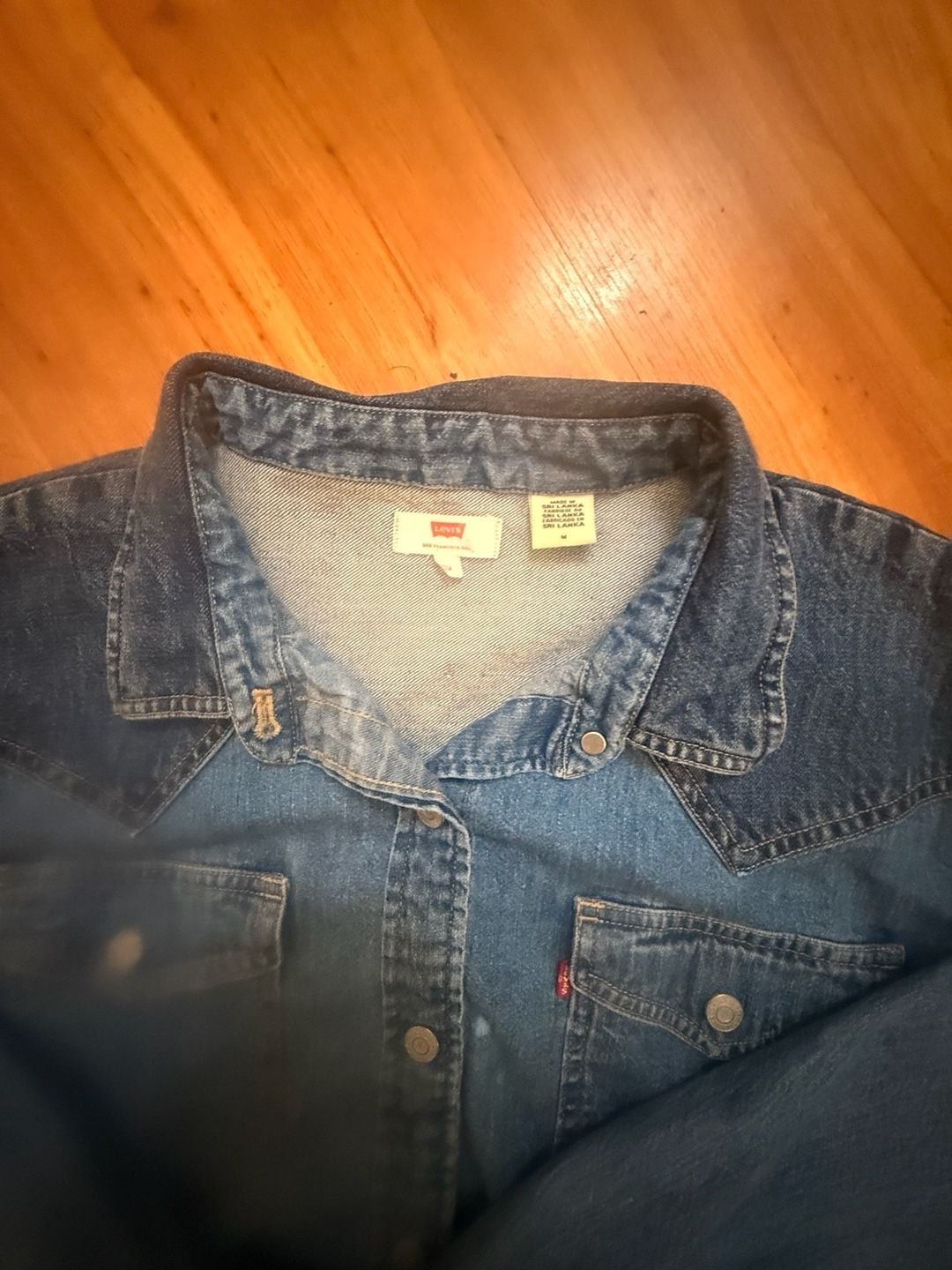 Levi’s Sawyer Cropped Denim Western Shirt with Raw Hem