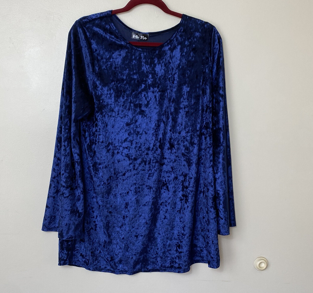 Bella Flore Long Sleeve Velour Top. Royal Blue. Size XL. NWOT.