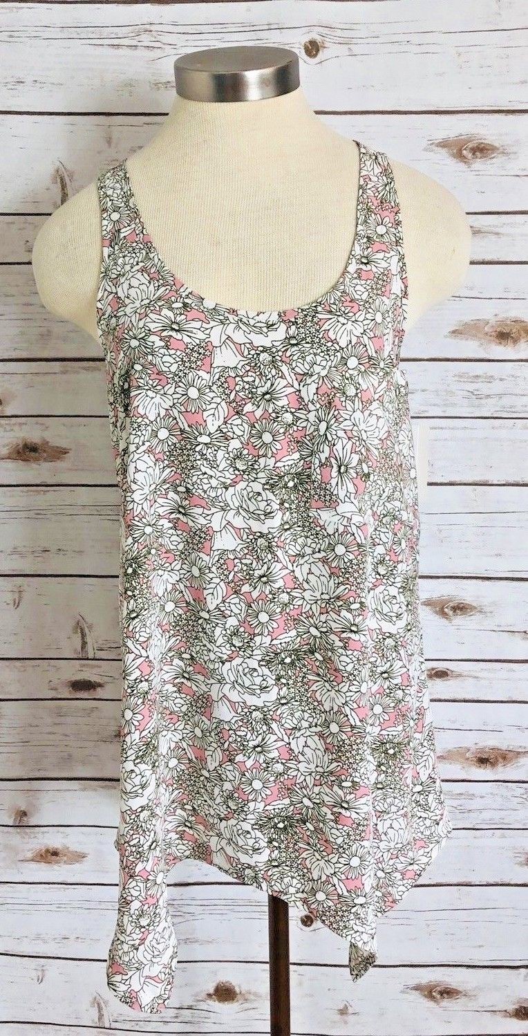 NWT ABOUND Women Sleeveless Pull Over Floral Pink White Shirt Top Size Medium