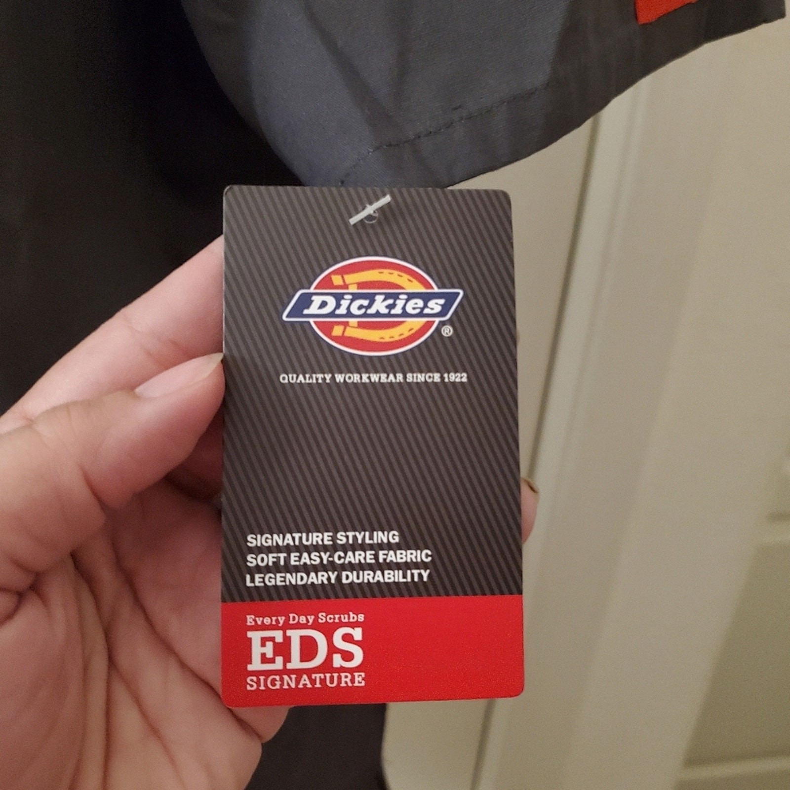 Dickies | Modern Classic Scrub Top NWT