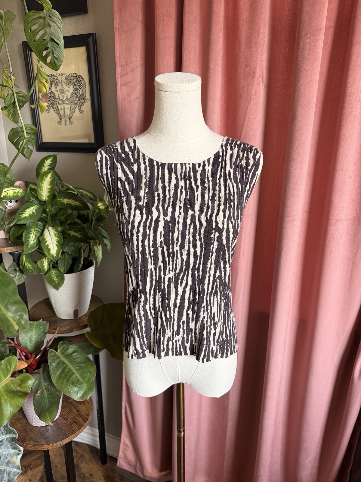 Jones New York y2k Vintage Brown Zebra Print Tank Top, Size Large
