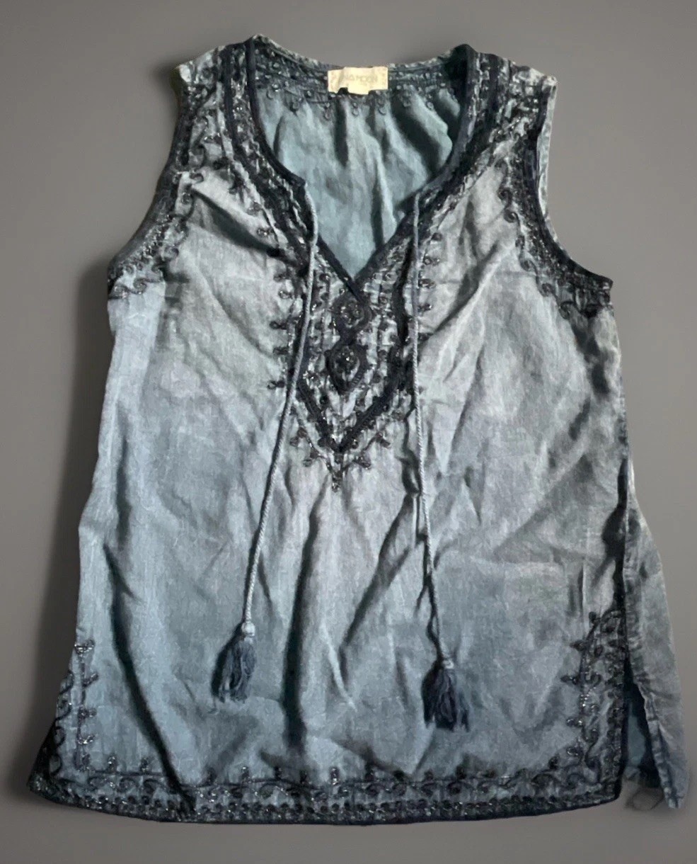 Luna Moon brand bohemian-style sleeveless tank top Blue Side Slits Embroidered