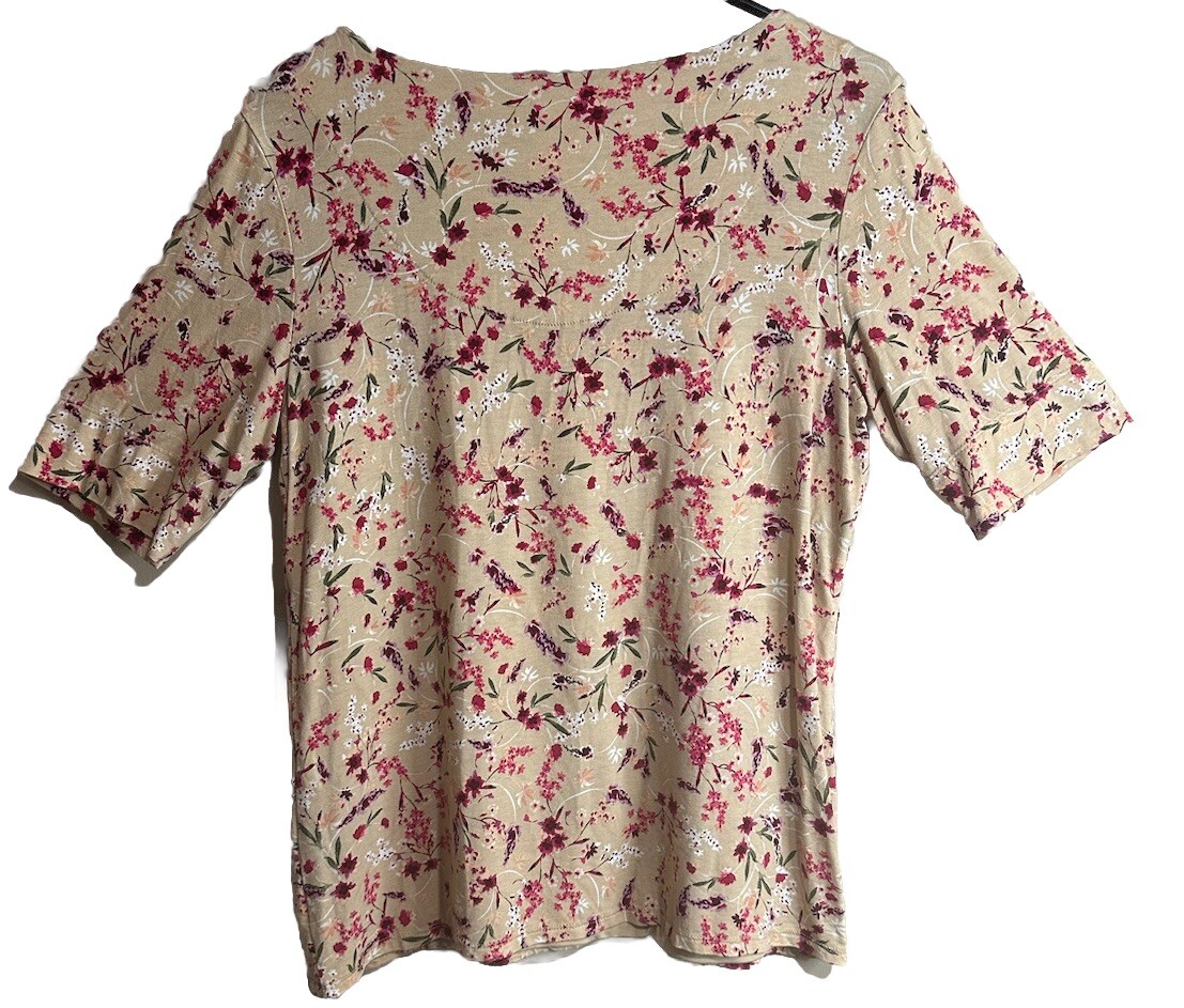 Chicos Women’s Beige With Floral Print Tunic Top Round Neckline Size 1 (8)