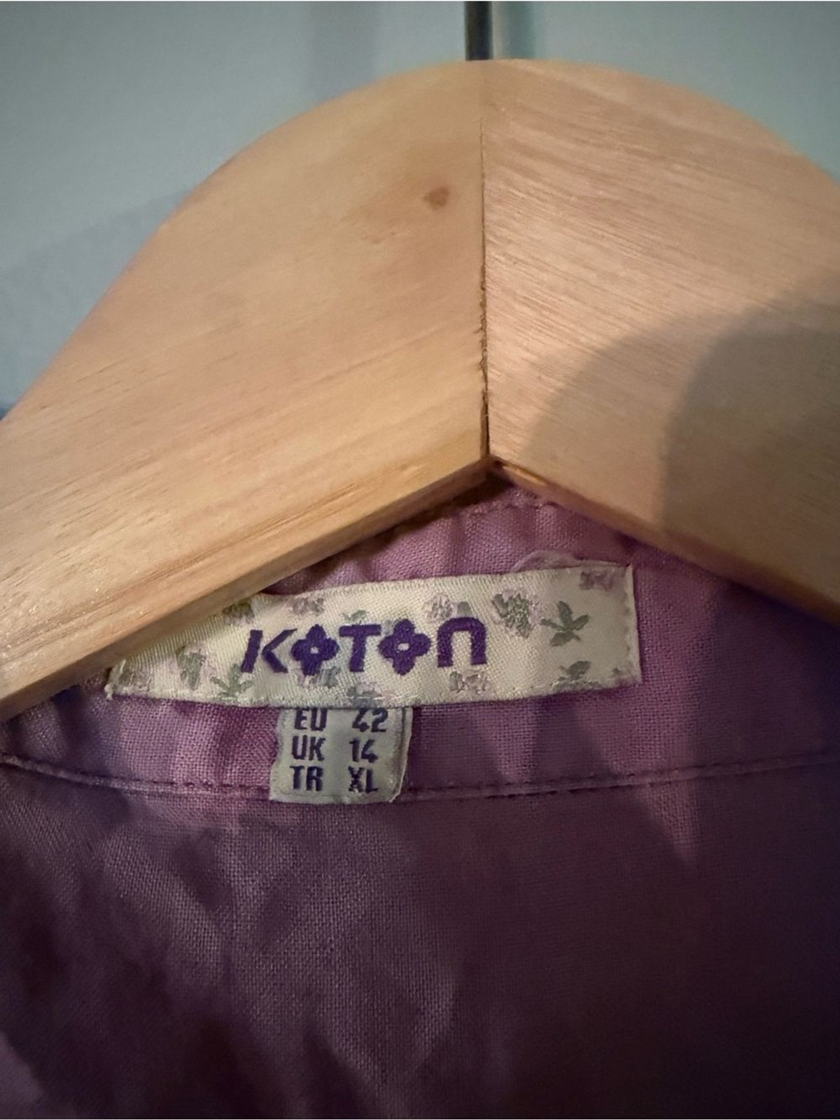 Sleeveless Button-Down Blouse in Lavender by Koton**minor stain on colar**
