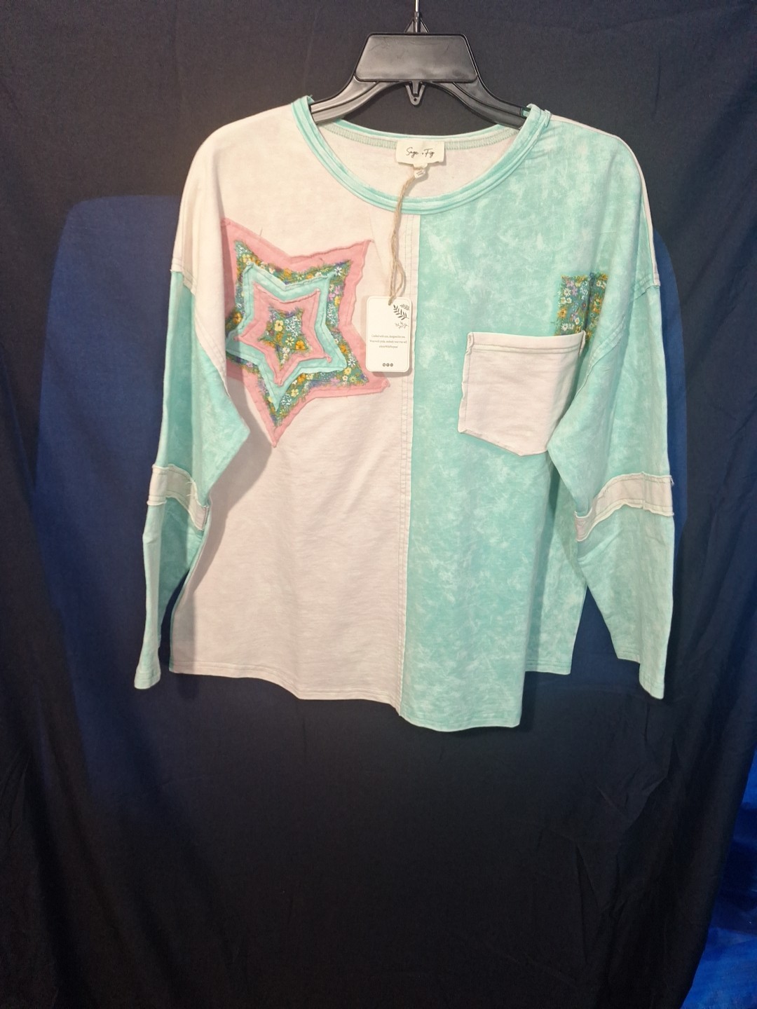 Sage + Fig Boho Sweatershirt Green White Pink Patches Long Sleeve Small 1…
