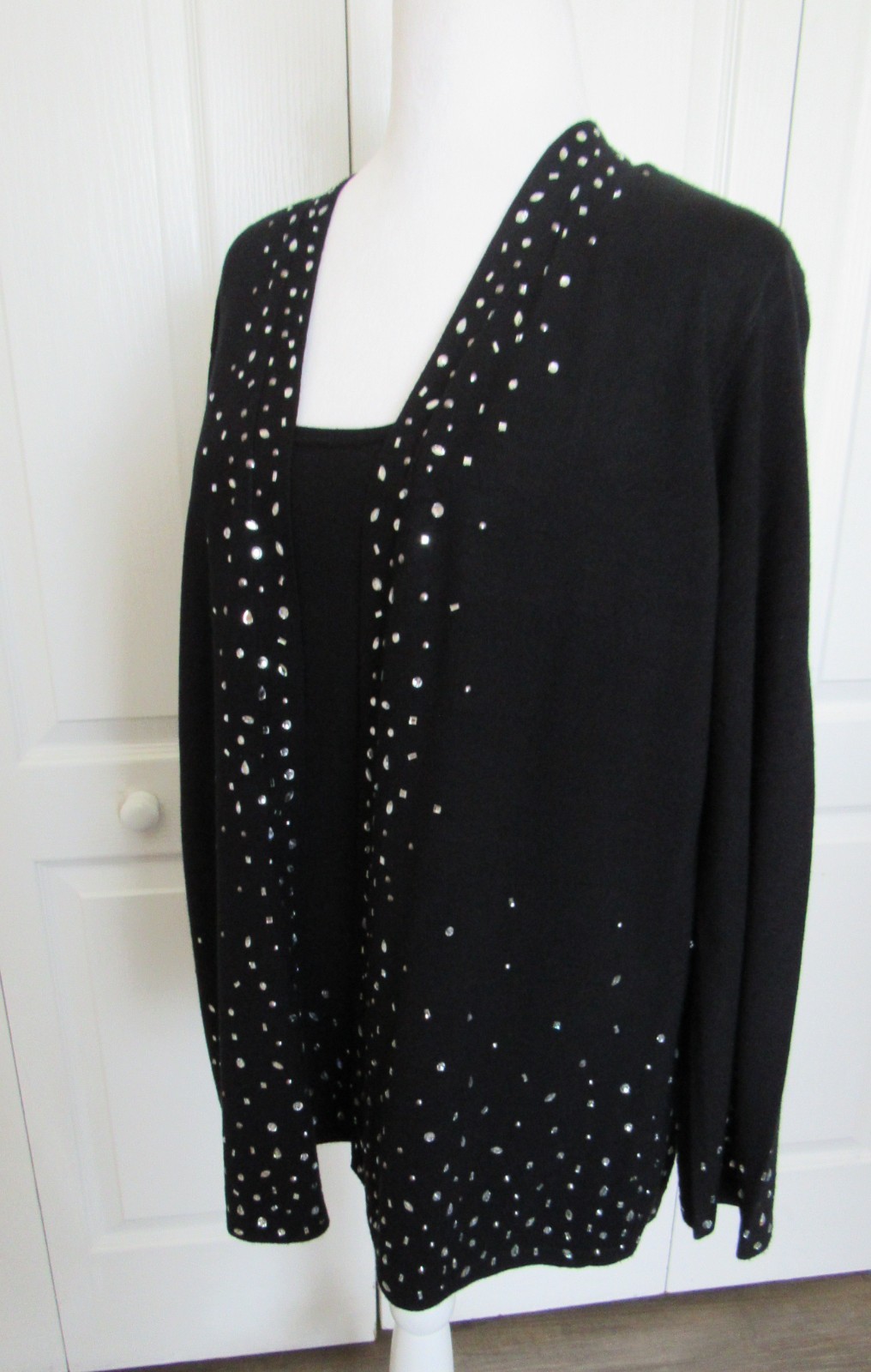 NWT CHICO’S SIZE 2 LARGE BLACK TWIN SET JACKET TANK GLASS BEADS BEAUTIFUL!