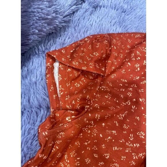 New Cute Blooming Jelly Blouse Size Medium