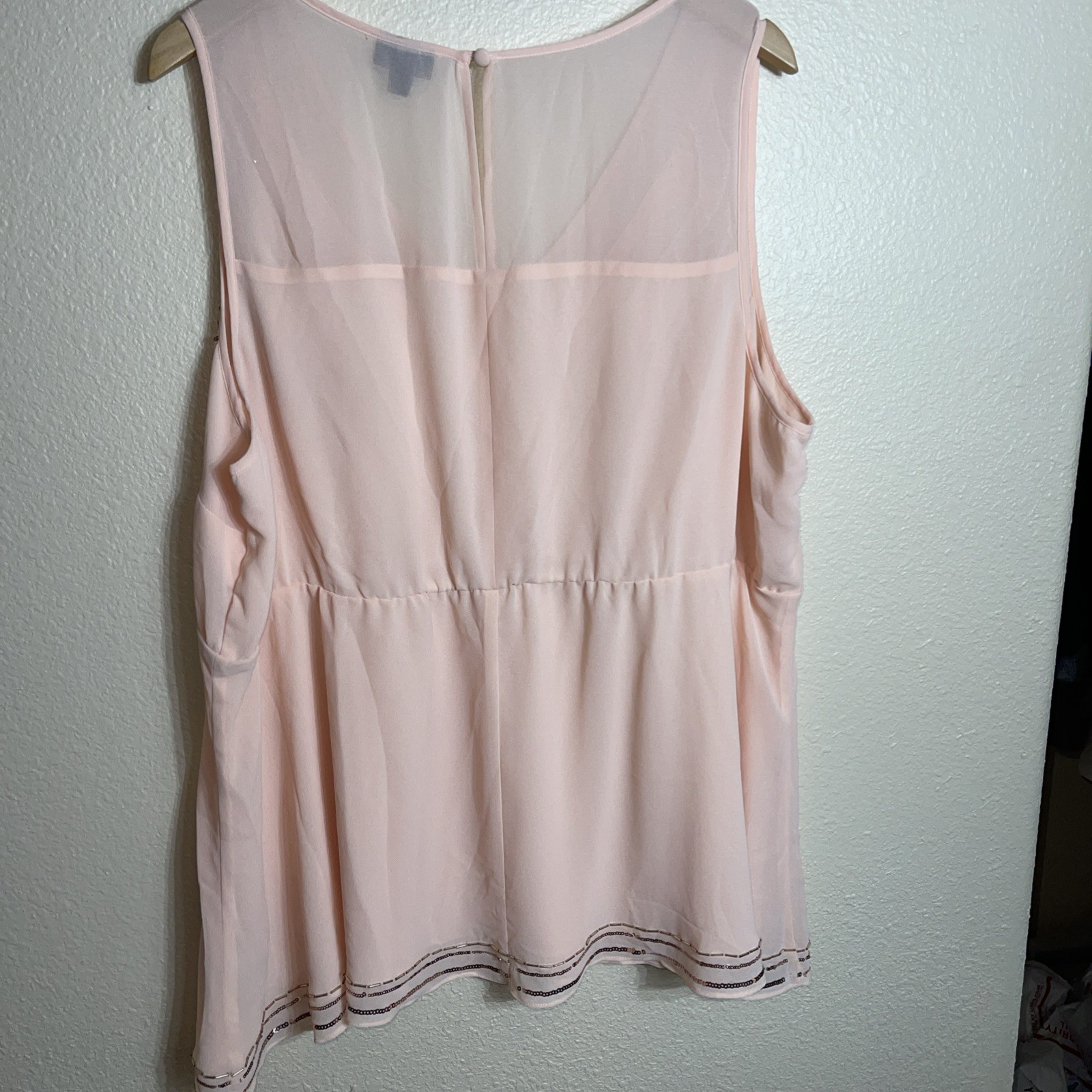 TORRID Sheer Top Womens 3X Peach Elastic Waist Sleeveless Embellished Lined