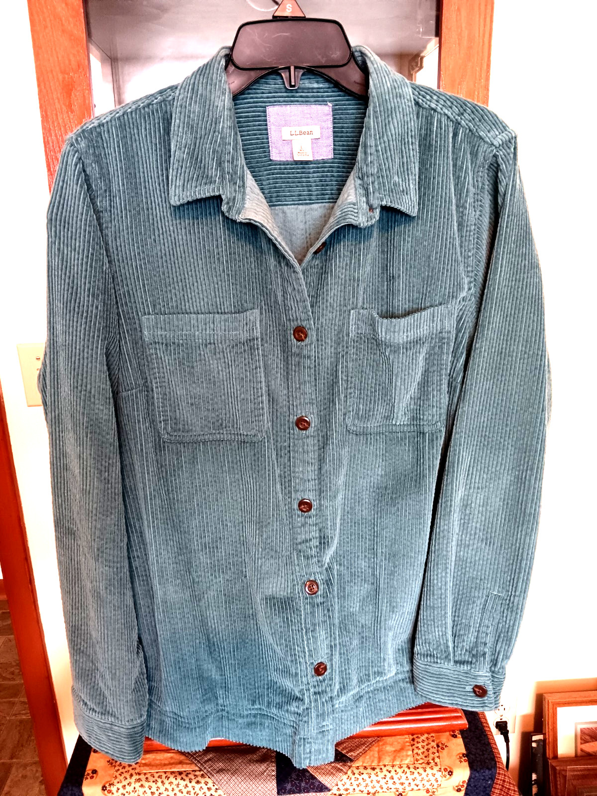 LADIES LL BEAN CORDUROY SHIRT – SIZE LARGE