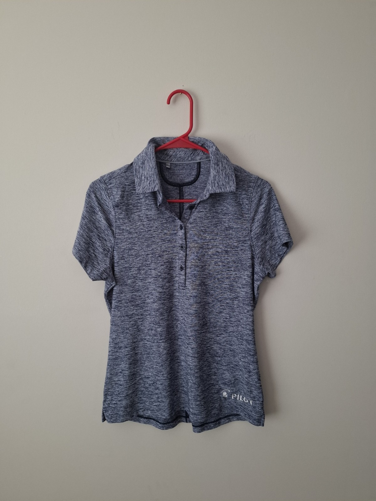 Under Armour Women’s M Gray Heathered Collared Short Sleeve Button Polo Logo