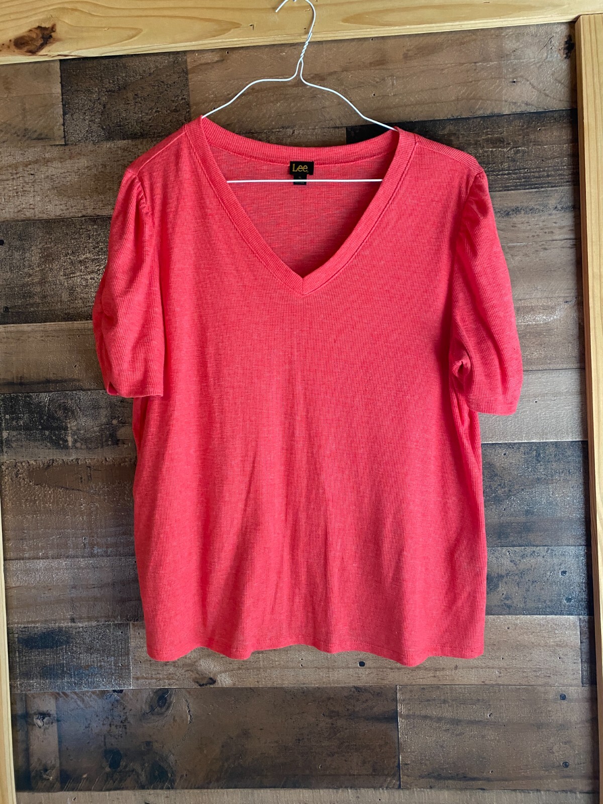 Lee V-Neck Shirt Womens XL Polyester Cotton Spandex Blend Ribbed Ladies Top Red