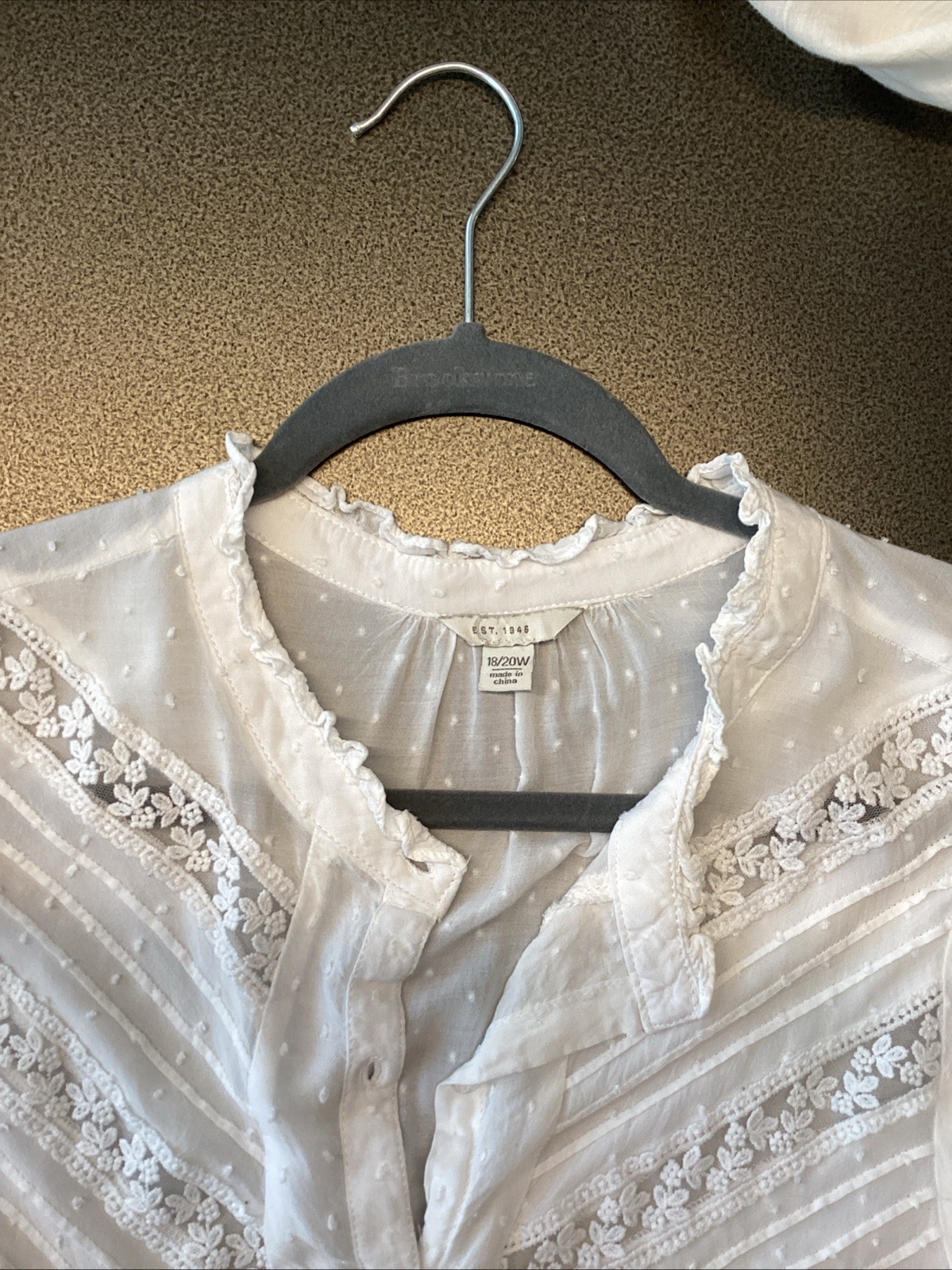 Est. 1946 Women’s White Tunic Needs Slip/ Lace And Pin tuck Detail 18/20 Larg
