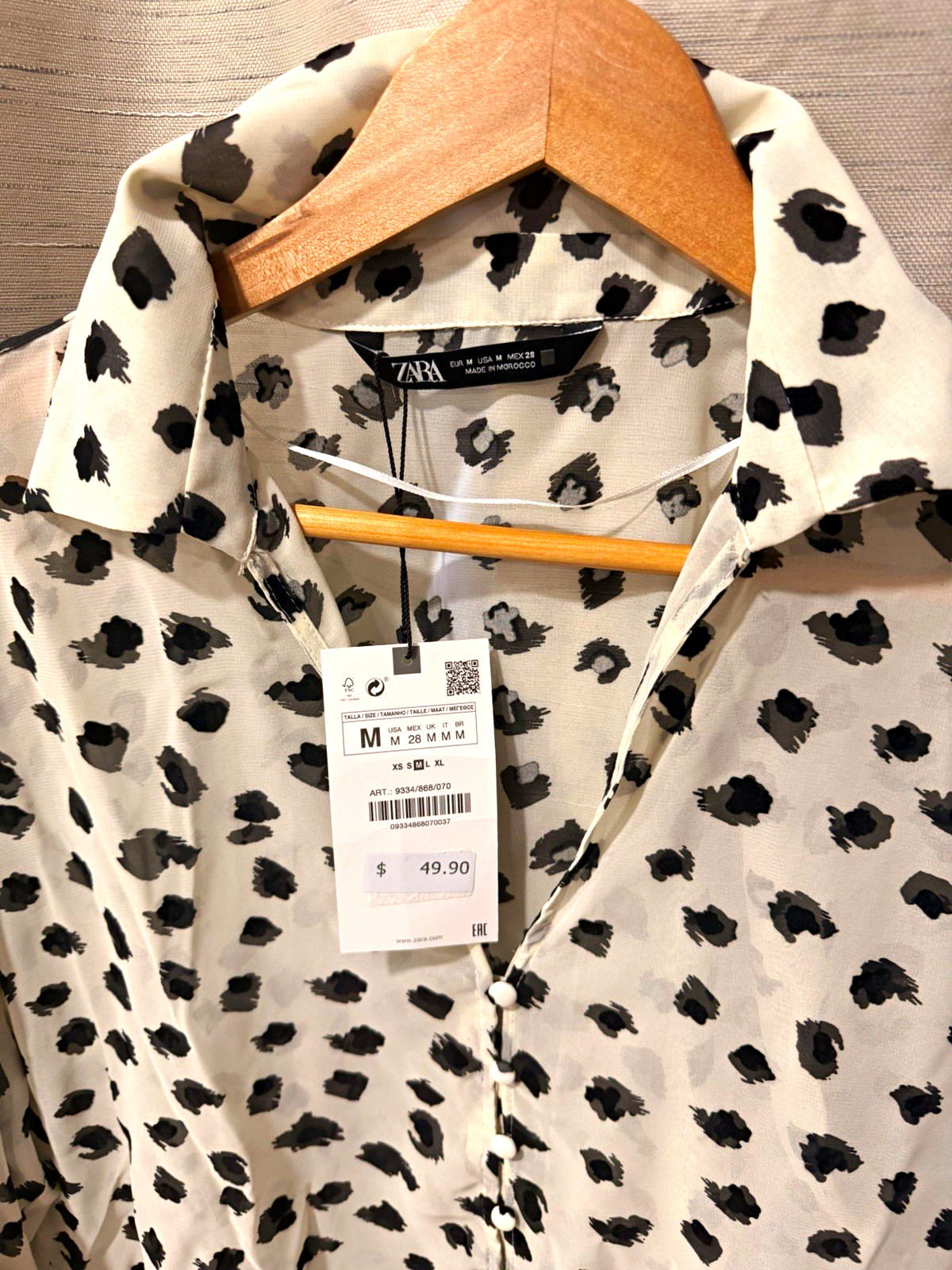 Zara Women’s M White Black Leopard Animal Print Button-Front Blouse Viscose