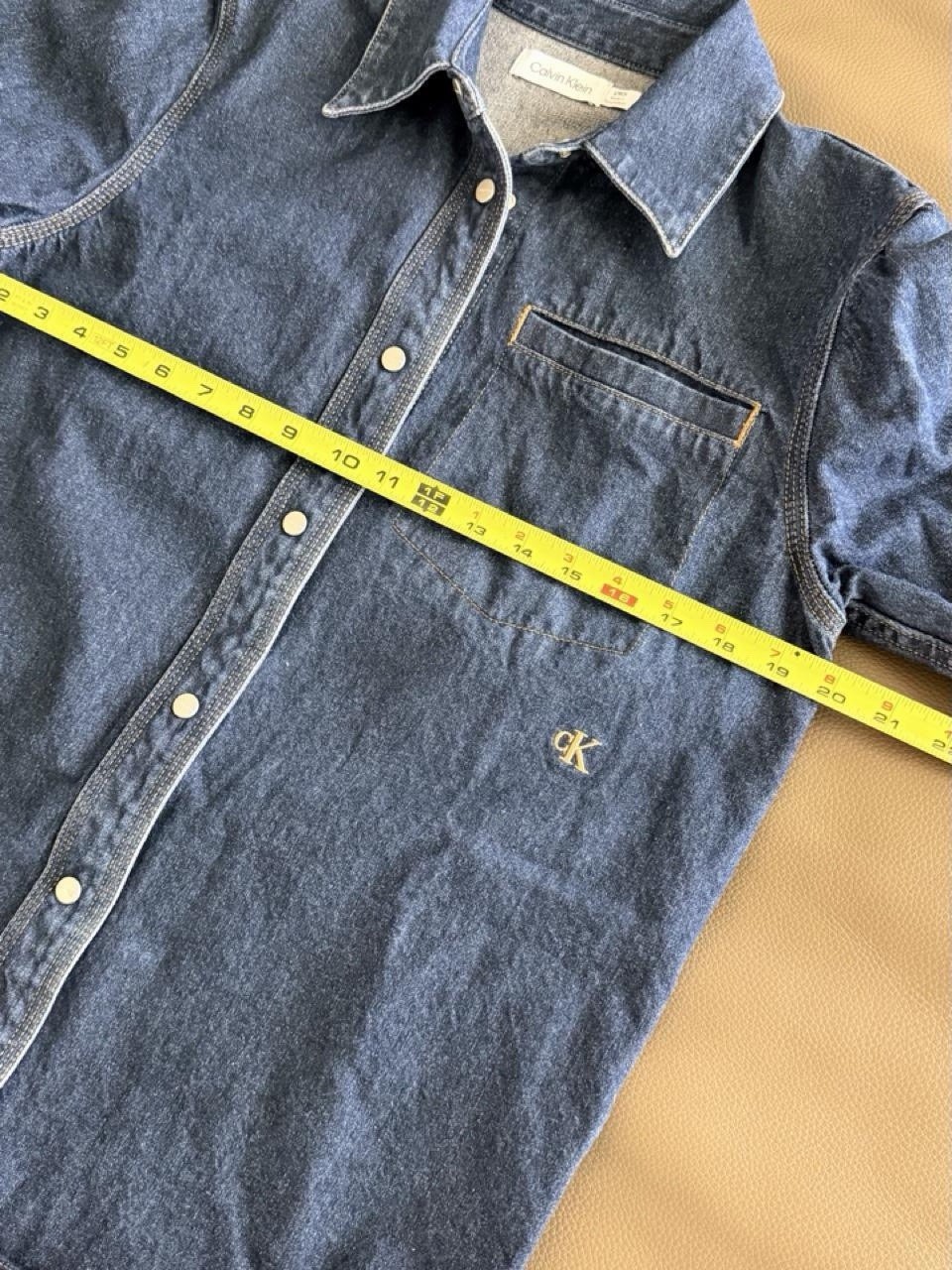 Calvin Klein Women’s Blue Denim Button-Up Shirt Long Sleeve Solid Size S
