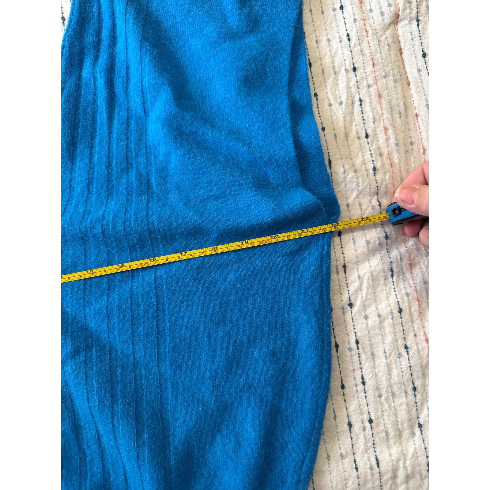 VTG Sweater Teas Lambswool Angora Rabbit Deep V Neck Sweater Vest Blue Womens L