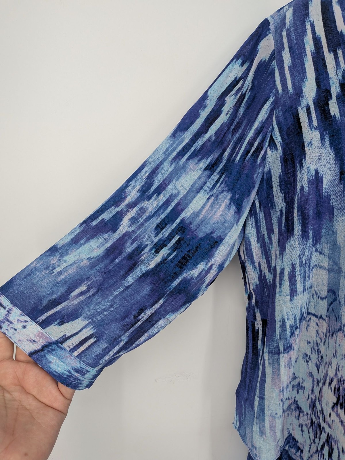 Abstract Floral Layered Tunic Top Sequin Asymmetrical Hem Artsy Resort Large