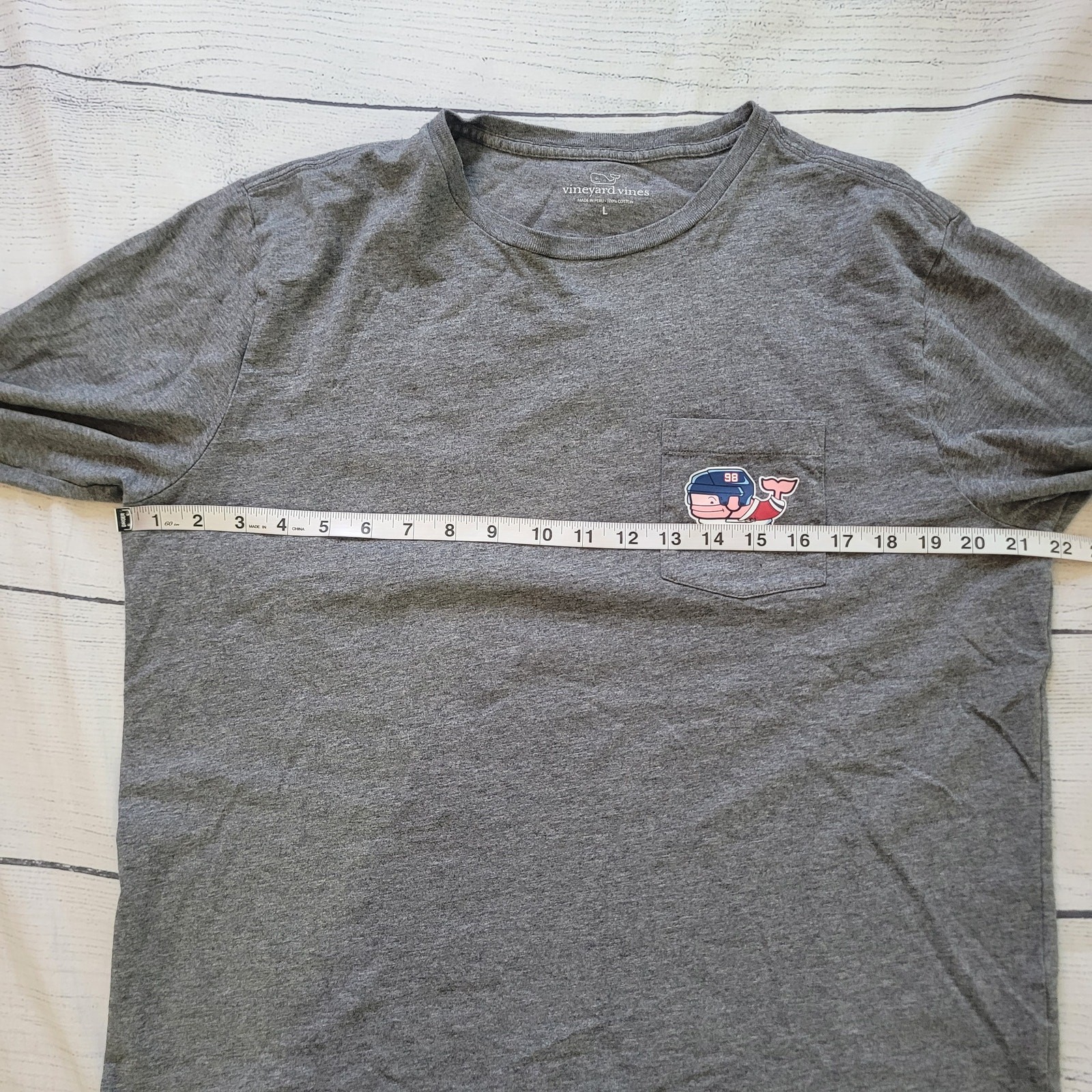 Vineyard Vines Size L Grey Long Sleeve Pocket Tee Hockey Whale Large Back Image