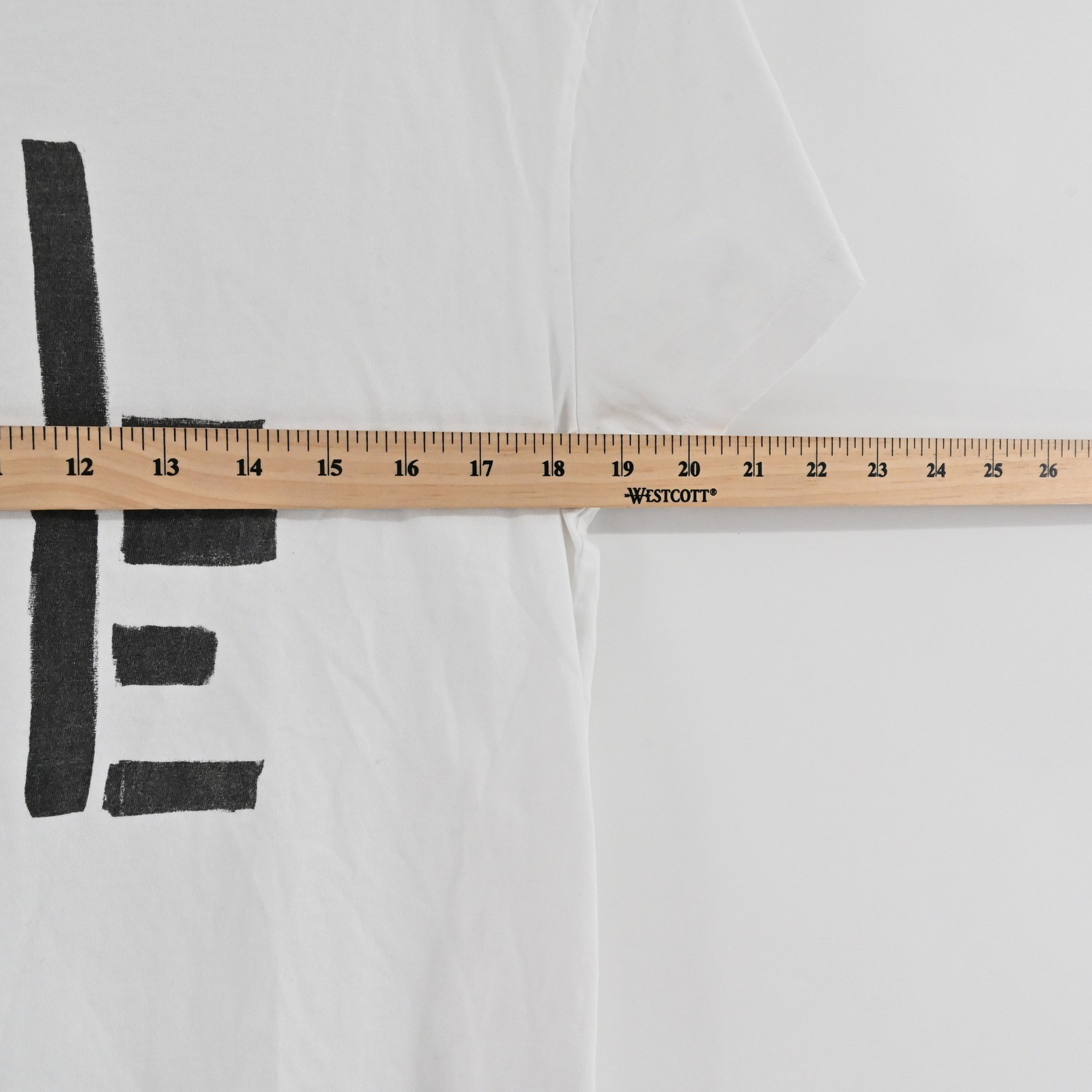 Kerri Rosenthal Love Heart Tee Womens Size M White Cotton Graphic Shirt Boxy