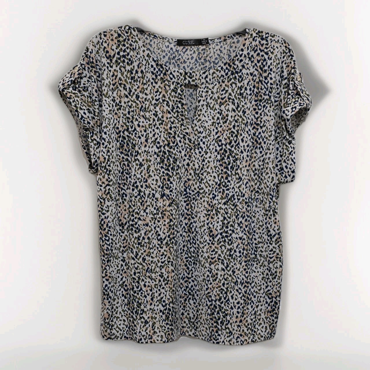 Cure Women’s XL Shortsleeve Pullover Keyhole Neck Career Blouse