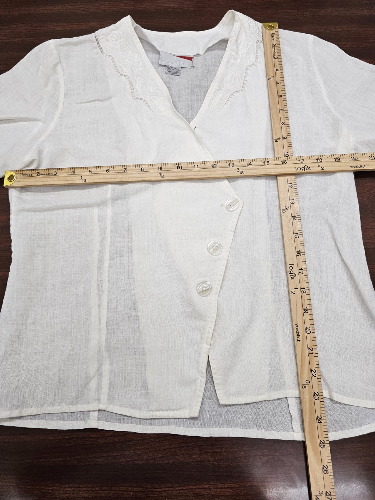 Nilani Women White Blouse Size 11/12 Embroidered Sheer Button Front Asymmetrical