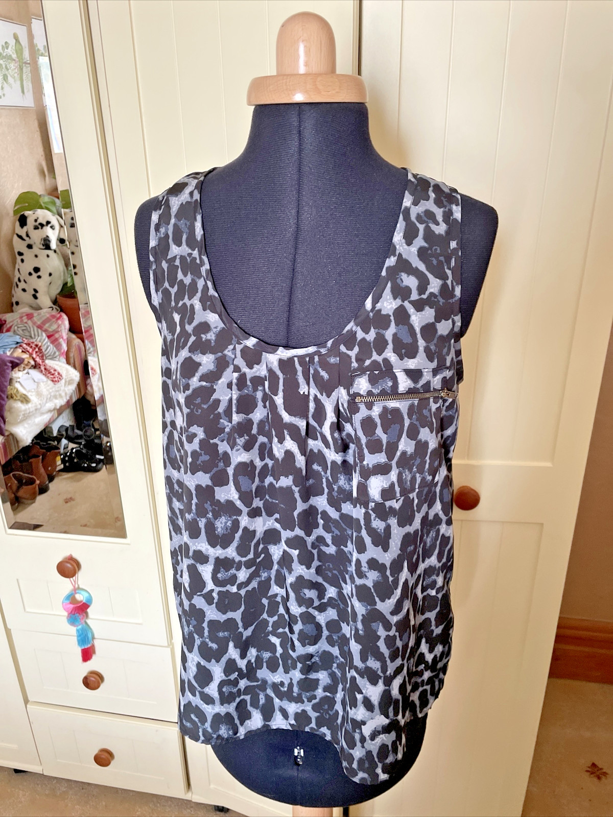 LOTTIE LOVES Ladies Satin Blouse Top Size 10 Black Grey Animal Print Sleeveless