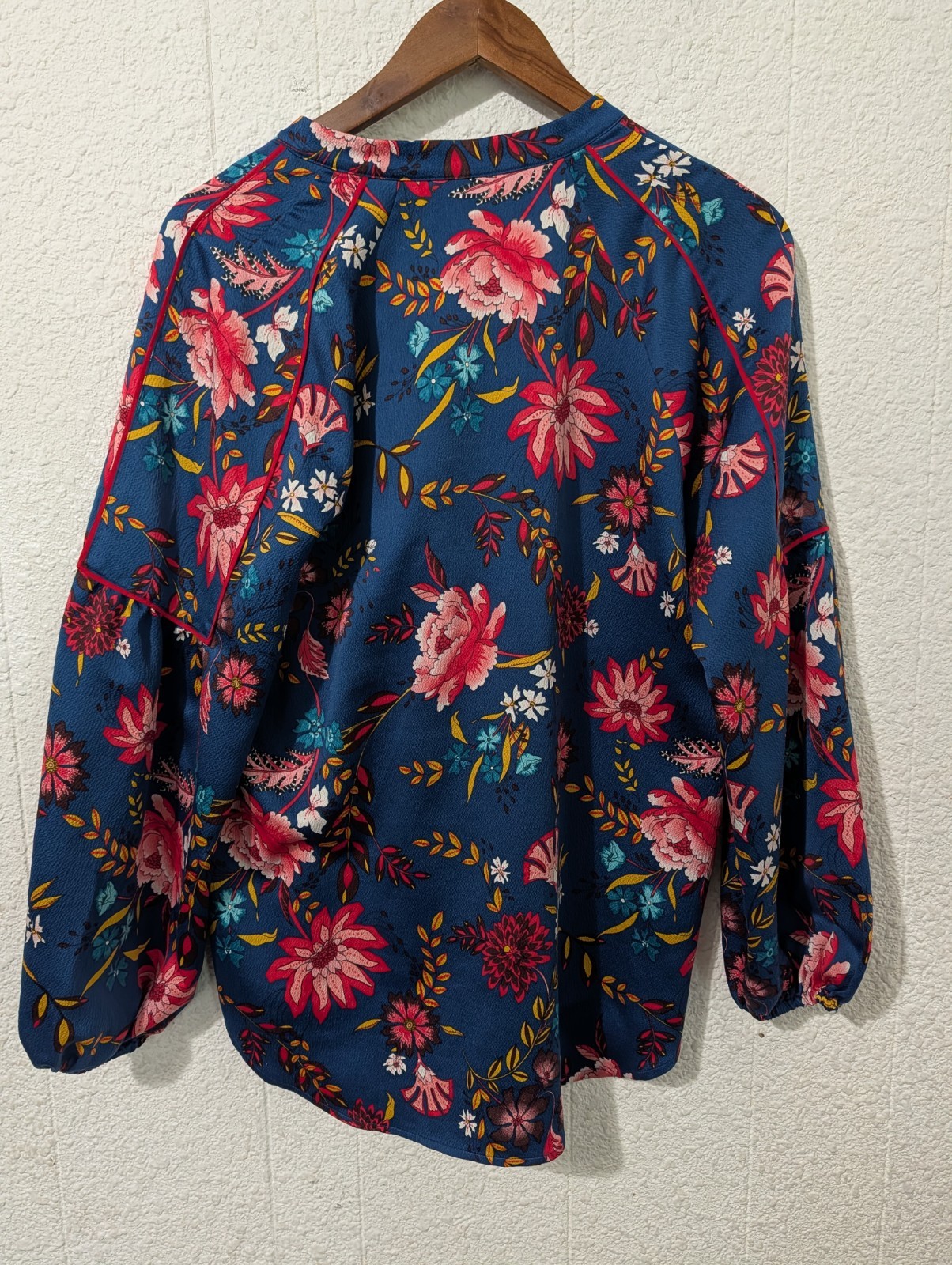 Loft Blouse Womens Asian Floral Split Tab Neckline Blue Long Sleeve Xxs Popover