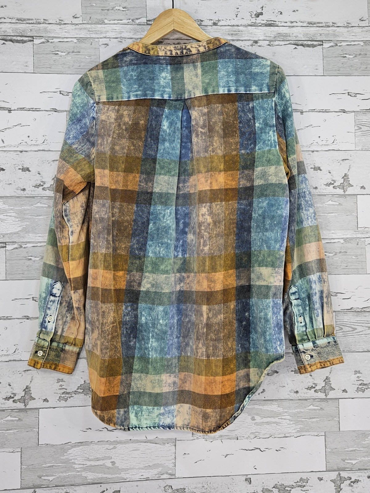 Isabella Sinclair Plaid Tunic Shirt Medium Ruffle V Neck Long Sleeves