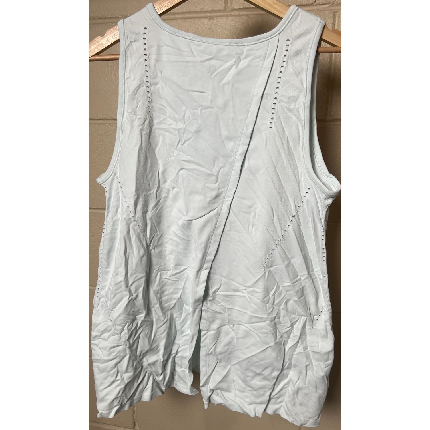 Athleta 100% Nylon Crossback Tank Top Size Medium