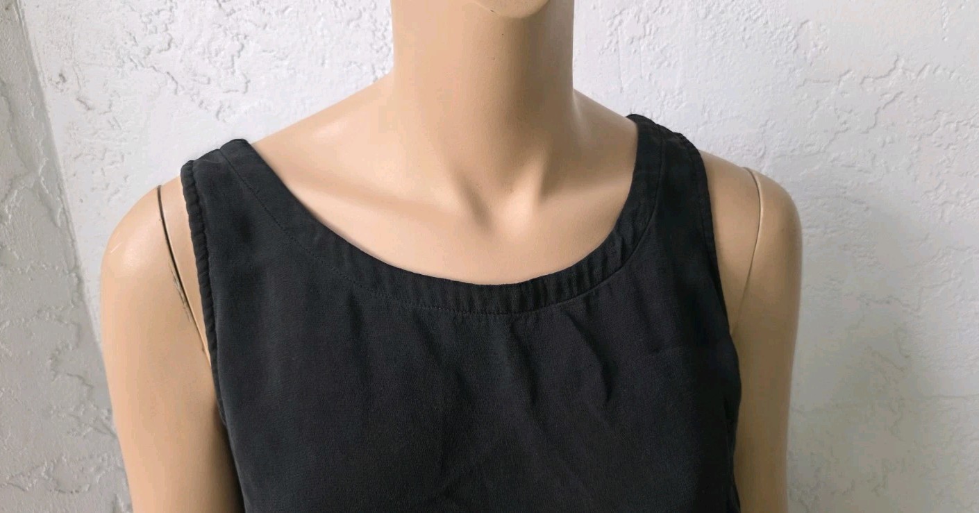 Eileen Fisher Silk Georgette Crepe Sleeveless Bateau Neck Black Tank Top Medium
