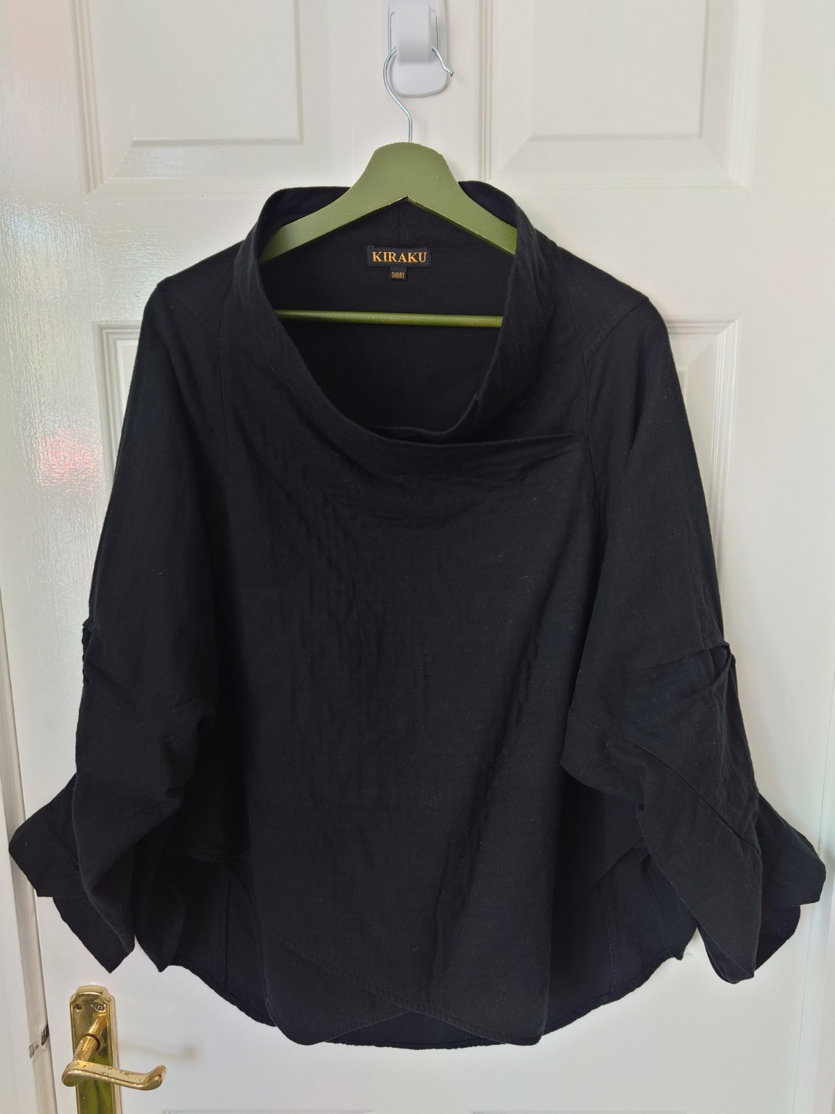 Kiraku Muku Top 100% Cotton Black Free Size Short Length Pockets Layers Japanese