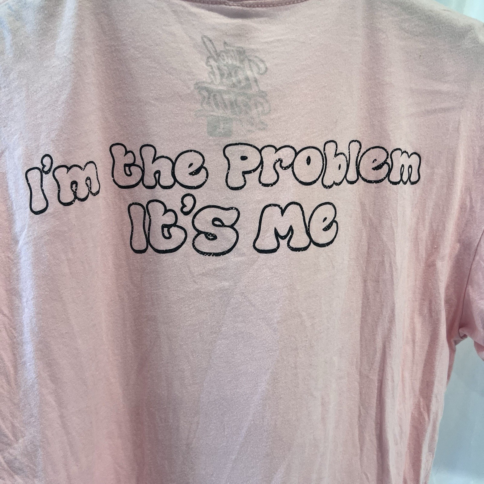 Lost Bros Alice In Wonderland It’s Me Hi I’m The Problem Pink Tee Shirt Large