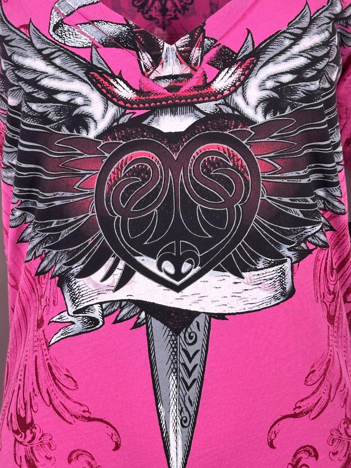 Archaic By Affliction Women’s T-shirt Torn Heart