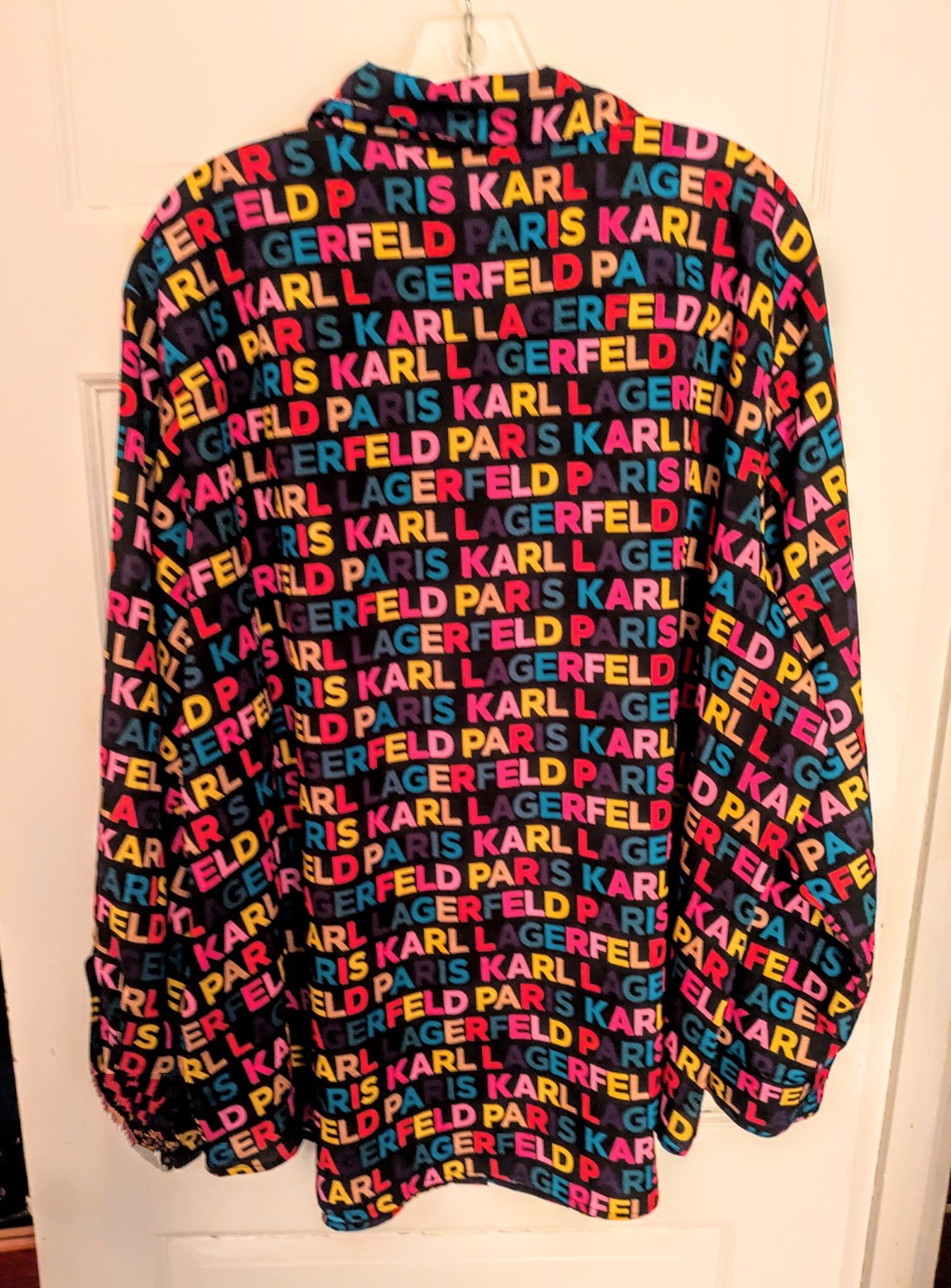 Karl Lagerfeld Sz 2X Button Blouse Multicolor Spell Out Long Roll Tab Sleeve NWT