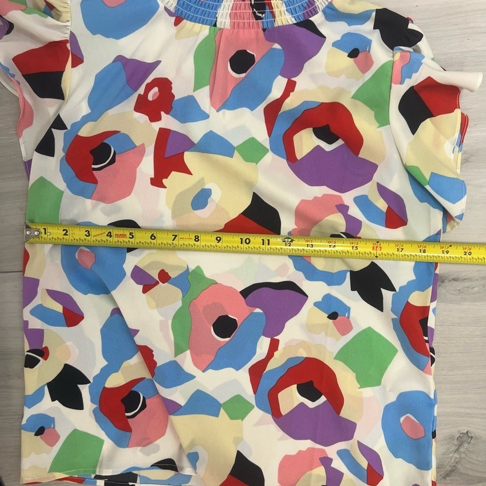 THML Colorful Smocked Mock Neck Ruffled Cap Abstract Print Blouse Sz M