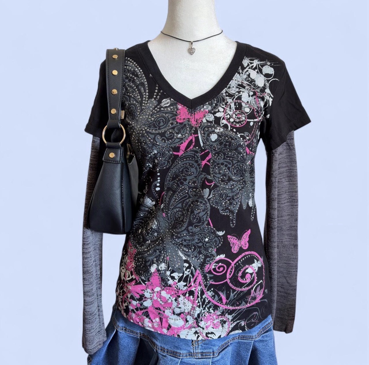 Y2k Bongo Women’s Black Gray Pink V-Neck Long Sleeve Butterfly Rhinestone Tee L
