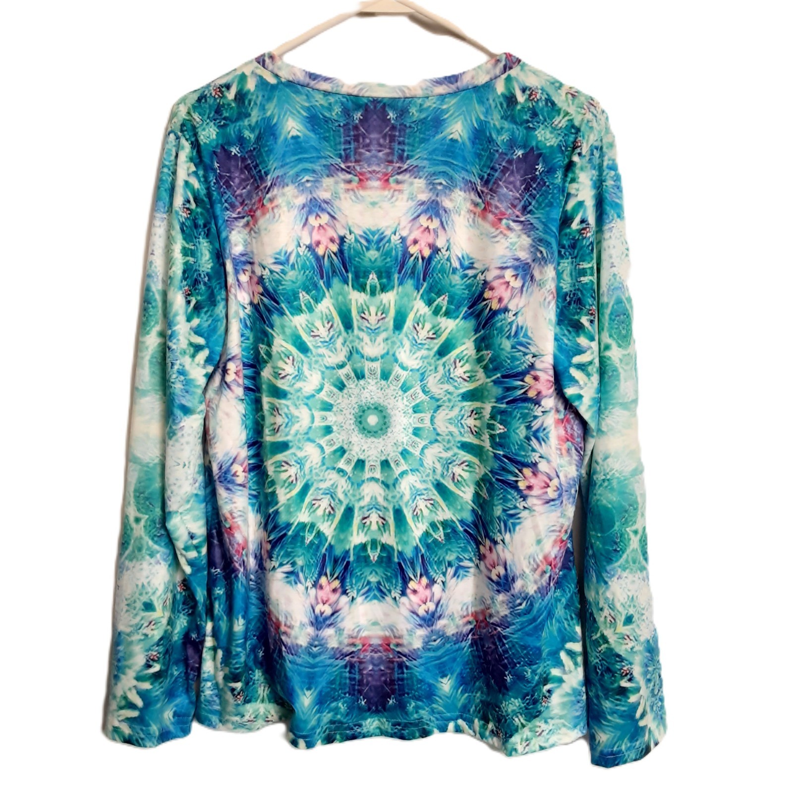 Unbranded Blouse Pullover Tie Dye Size XL Hippie Long Sleeve V-Neck Easy Care