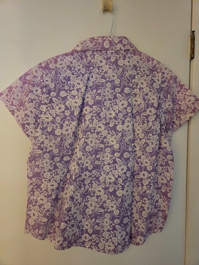 Haband MEDIUM short-sleeved purple and white shirt. NWOT