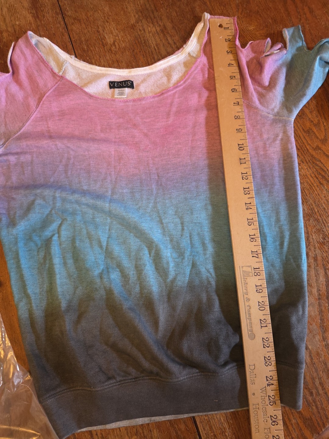 Y2K Venus Sleeve Cut Out Sweater Top Women’s M 2000’s Casual Grunge