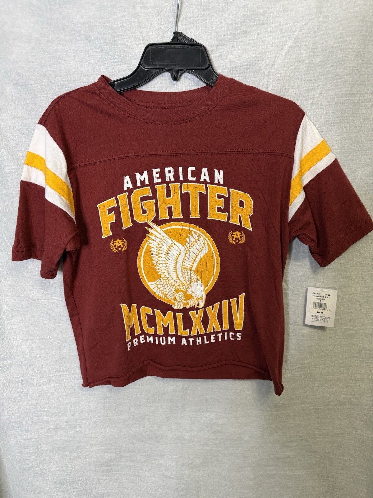 American Fighter Alexandria Women’s NWT Red Panel Tee Half Sleeve Size Small